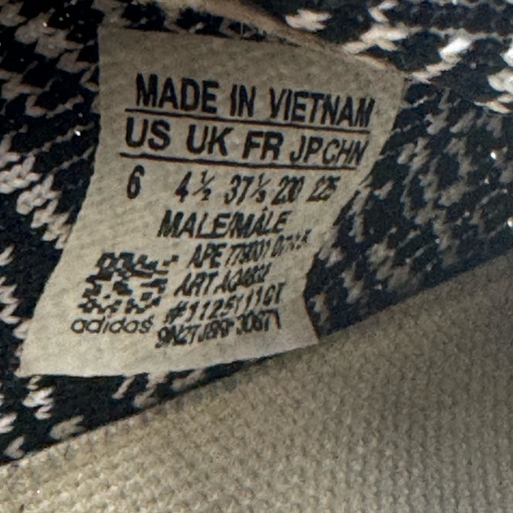 Adidas Yeezy Boost 350 Kids Size 6 Turtledove - Picture 6 of 6